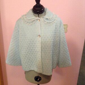 Vintage 1960s or 1970s Blue Quilted Bed Jacket w. Lace-Trimmed Peter Pan Collar